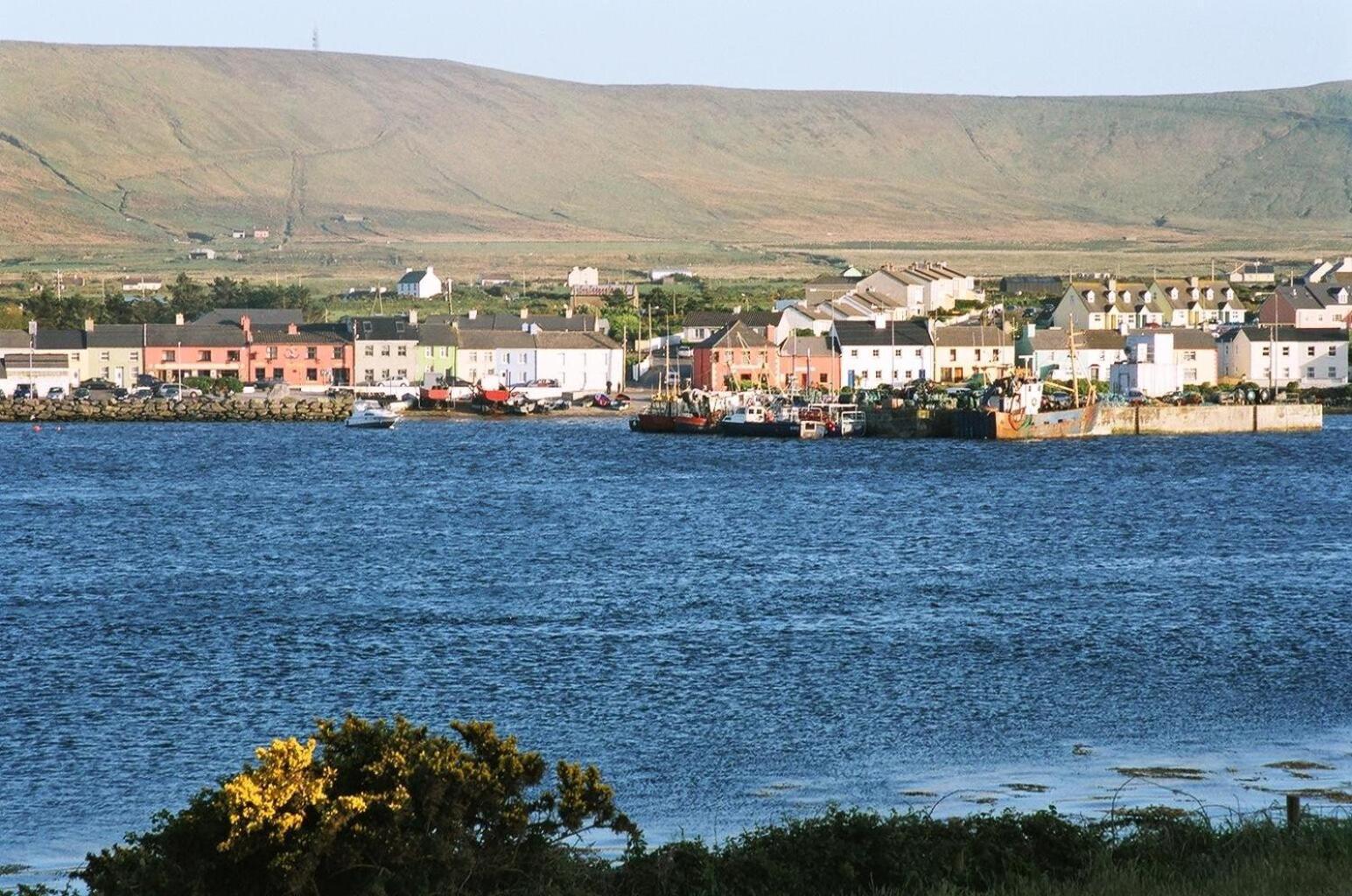 Carraig Liath House Bed & Breakfast Clynacartan Exterior photo