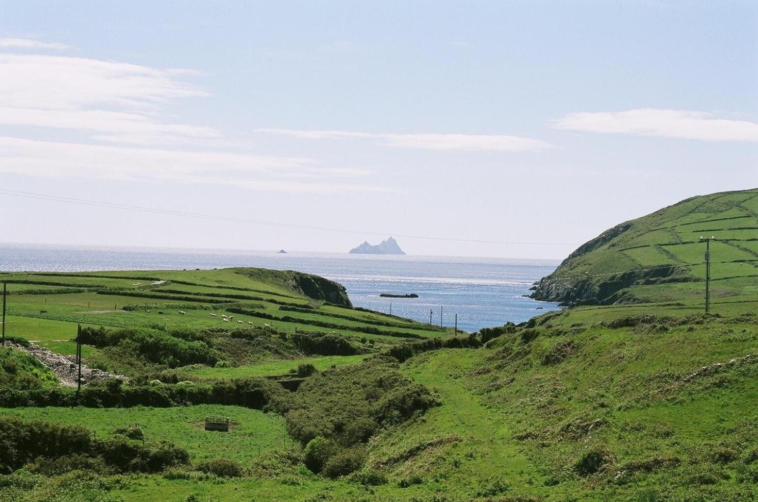 Carraig Liath House Bed & Breakfast Clynacartan Exterior photo